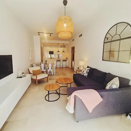 Apartment Plaza Naranjos Marbella