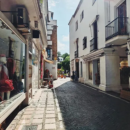 Plaza Naranjos *